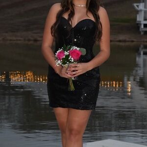 sherri hill